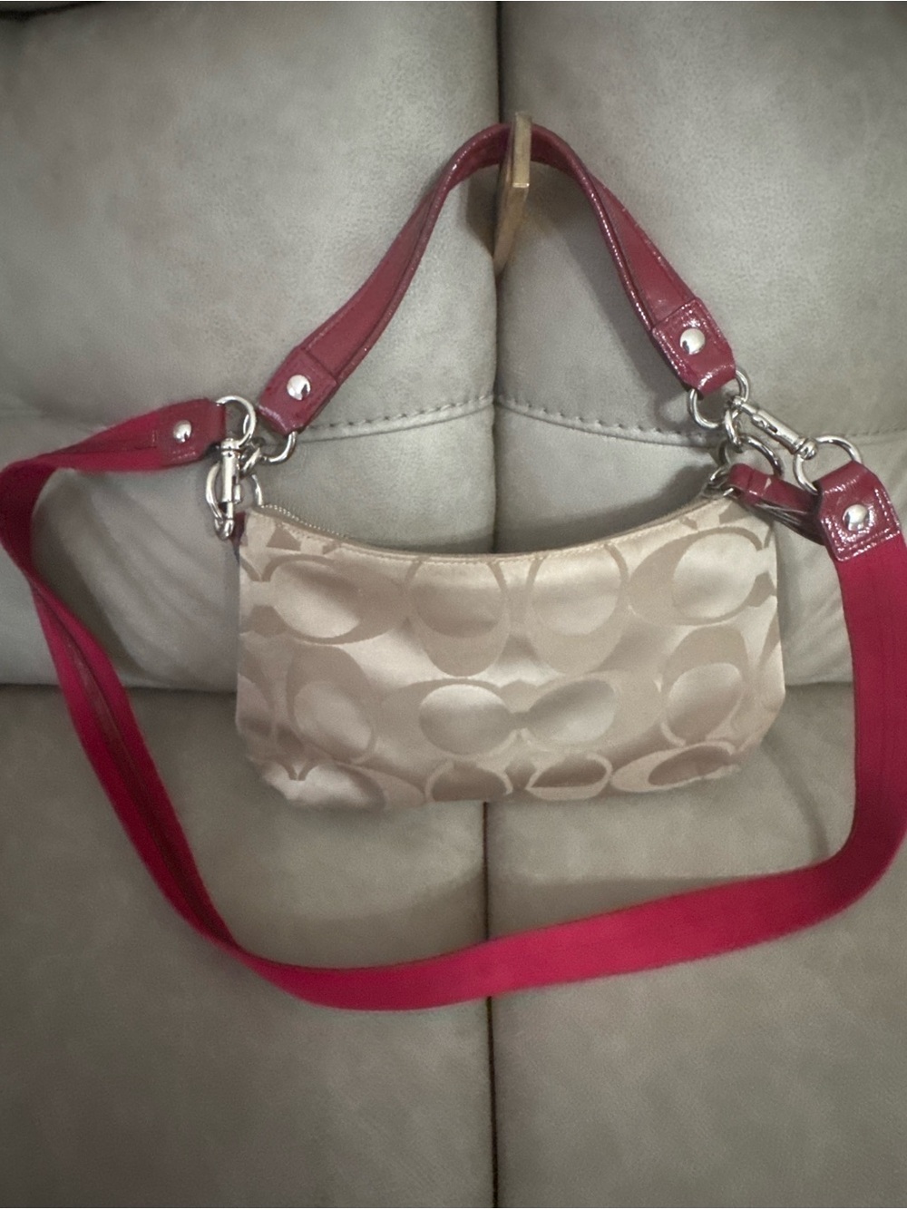 Coach Signature Khaki Pink Patent Crossbody Shoulder Bag Purse - Picture 2 of 7